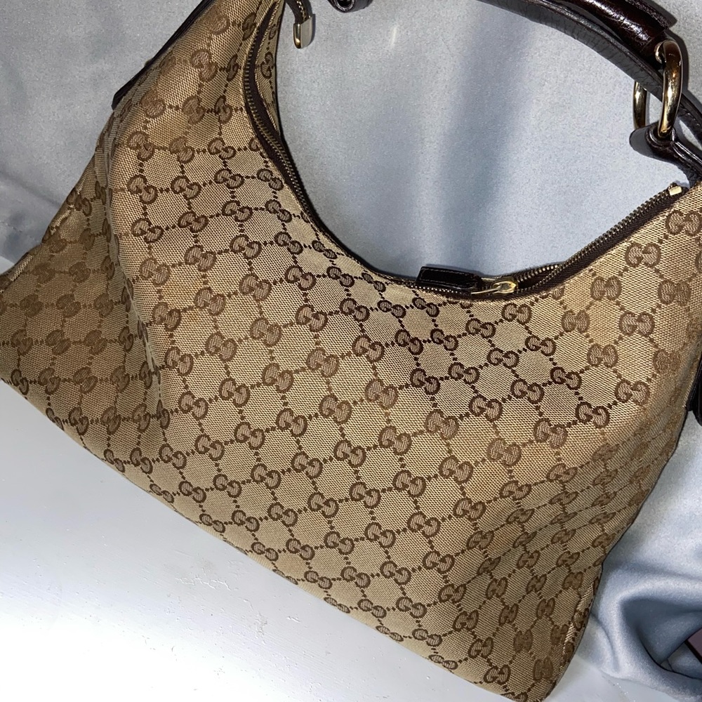 Gucci bag